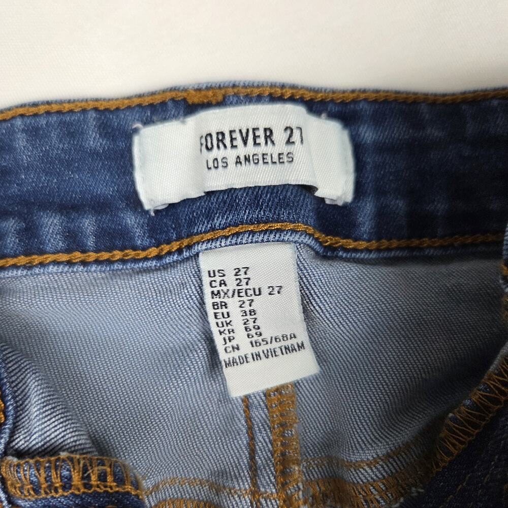 Forever 21 Size 27 Cuffed Denim‎ Jean Shorts - Picture 3 of 9